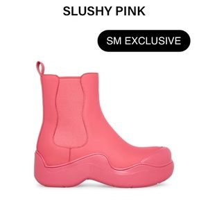 Slushy Pink Steve Madden